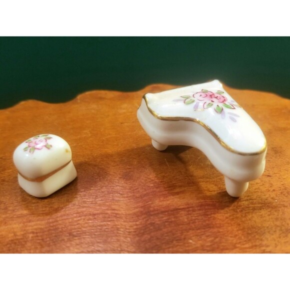 Vintage Porcelain Miniature Doll House Furniture 5 Pieces Made In Japan - Picture 3 of 7